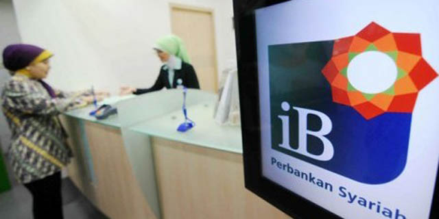 Menteri Rini: Negara Muslim Terbesar, Tapi Indonesia Tak Punya Bank Syariah Besar