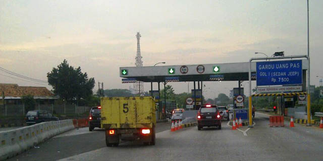 Mulai 1 April Nanti Jalan Tol Akan Kena Pajak PPN 10%