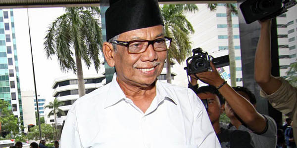 Bahas BW, Anggota Wantimpres Hasyim Muzadi Datangi KPK