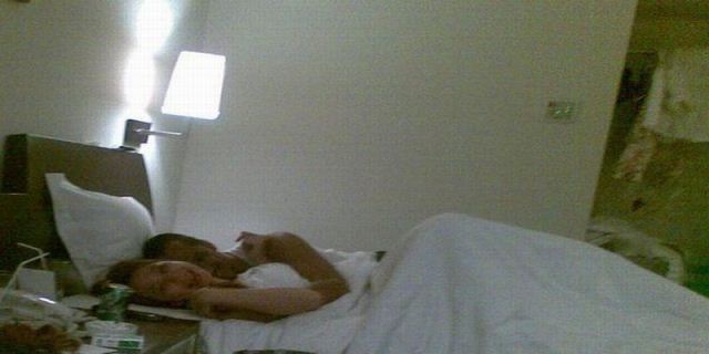 Beredar Foto ‘Diduga’ Abraham Samad Mesum Bersama Wanita