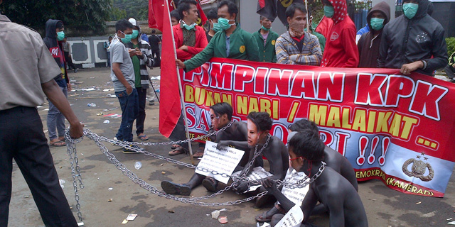 Dukung Polri, Kamerad Beber Dosa-Dosa Pimpinan KPK