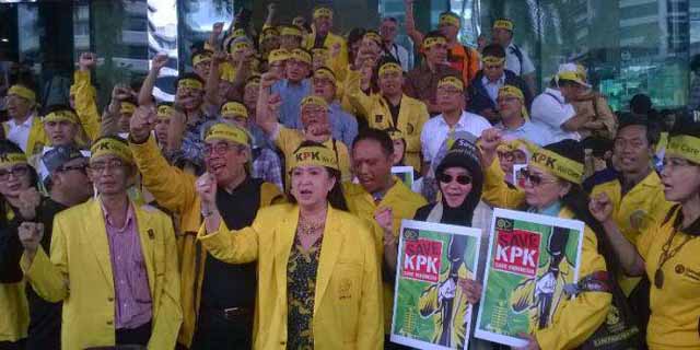 Alumni Sejumlah Perguruan Tinggi Minta Jokowi Hentikan Kriminalisasi!
