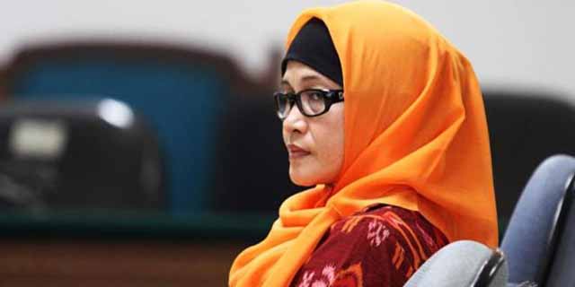 Hukuman Susi ‘Kurir Suap Akil Diperberat Jadi 7 Tahun Penjara