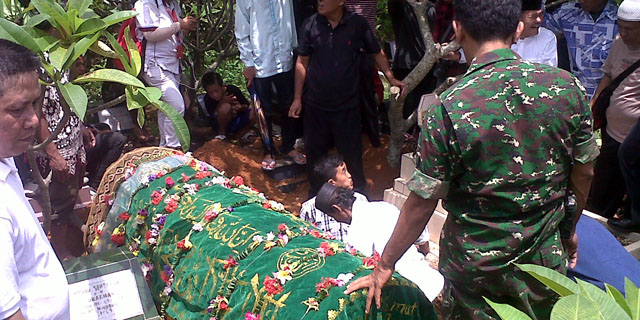 Pembunuh Pemred Fokus Tewas Ditembak Polisi