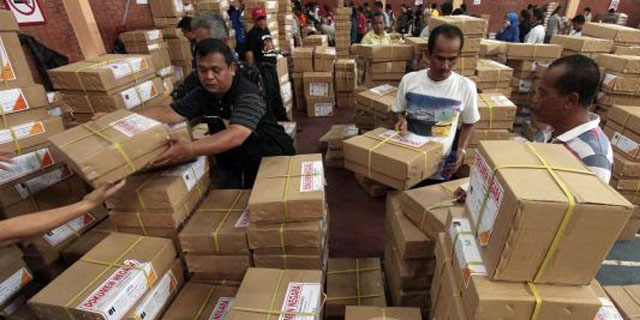 Kemdikbud Pantau 17 Percetakan Naskah Soal UN 2015