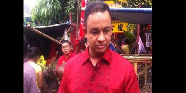 Menteri Anies Kunjungi Vihara Dharma Bhakti