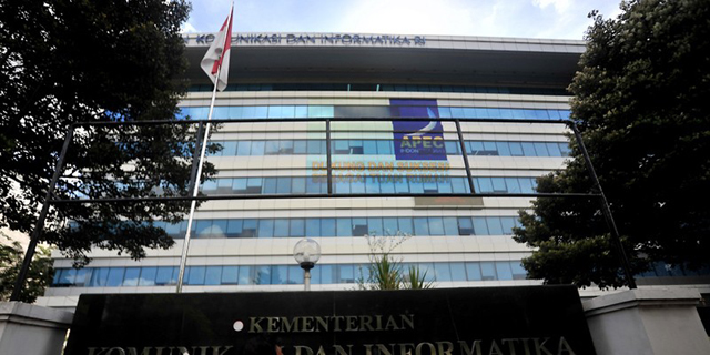 Kemenkominfo Stop Layanan Desa Berdering