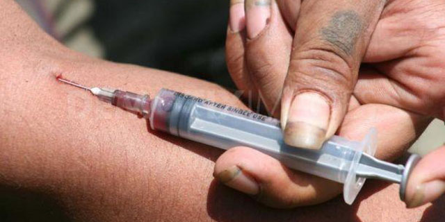 Pesta Heroin, 3 Pria dan 1 Wanita Anggota Kelompok Seks Bebas Ditangkap