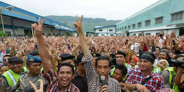 Jokowi Abaikan Perjuangan Buruh Dalam Nawacita