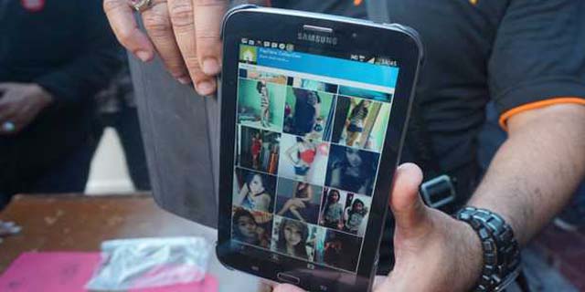 prostitusi-online-via-bbm