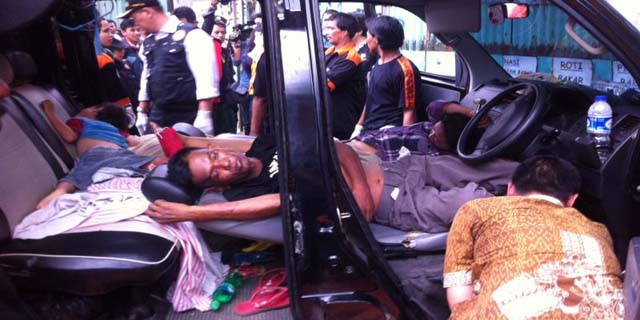 Jenazah Penjual Akik Sekeluarga Tiba Di Bengkulu Pagi Ini