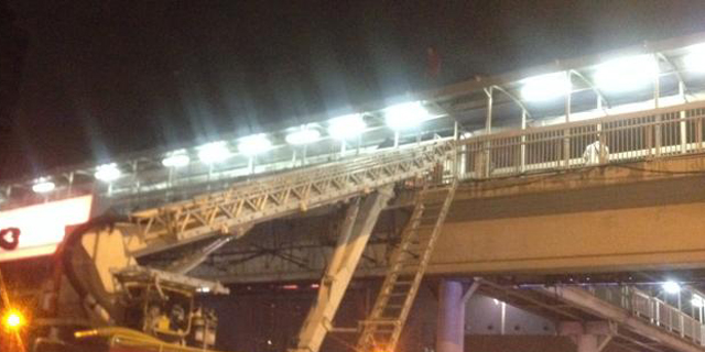 Kisah 11 Jam Menyelamatkan Pria Dari Atas Jembatan Semanggi