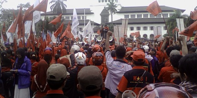 1000 Buruh di Bandung Gelar Aksi Mayday