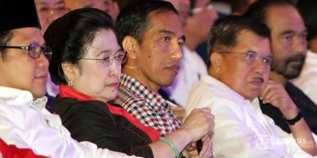 Survei LSI: 55,8 Persen Publik Percaya Jokowi Bukan Presiden Boneka