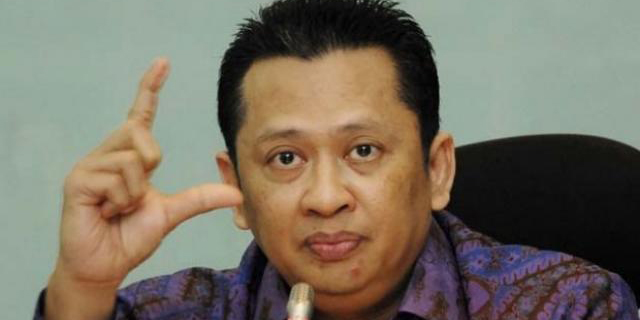 Kubu Ical Hendak Laporkan Kubu Agung Ke Polisi