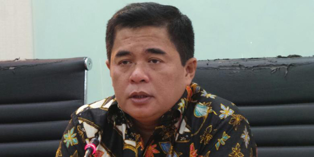 Ade dan Bambang Ancam Mundur Dari Pimpinan Fraksi