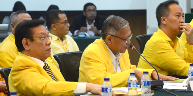Kurang Akta, Menkumham Belum Keluarkan SK Golkar Kubu Agung
