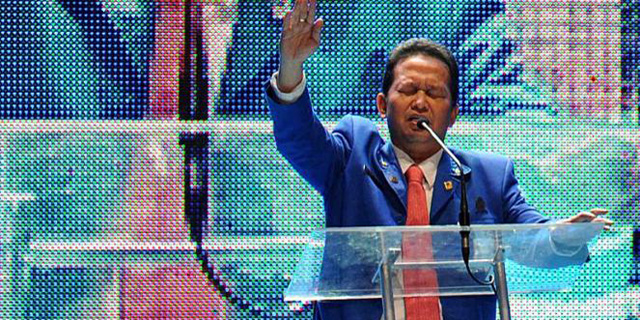 Beri Sambutan Penutupan Kongres PAN, Soetrisno Puji Amien Rais