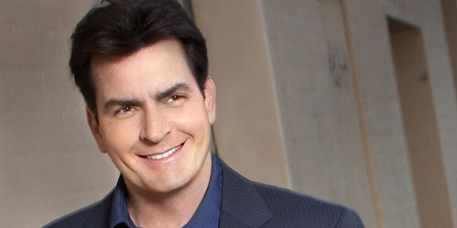 Aktor Charlie Sheen Bakal Nyapres, Gantikan Obama