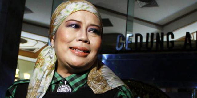 Syuting Di ICU, Dewi Yull Mendadak Sesak Nafas