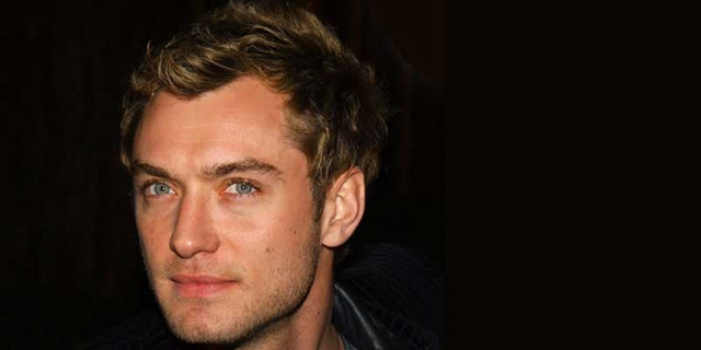 Jude Law Dikarunia Anak Kelima