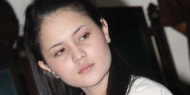 Diam-diam, Jennifer Dunn Telah Menikah