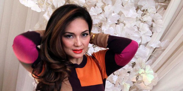 Berkah Ceraikan Farhat, Nia Daniati Bisa Helat Konser Tunggal