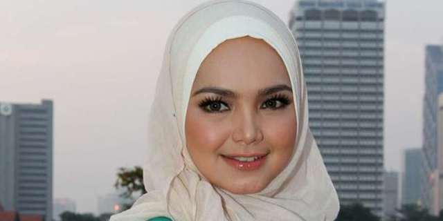 Siti Nurhaliza Dukung Mahatir Muhammad