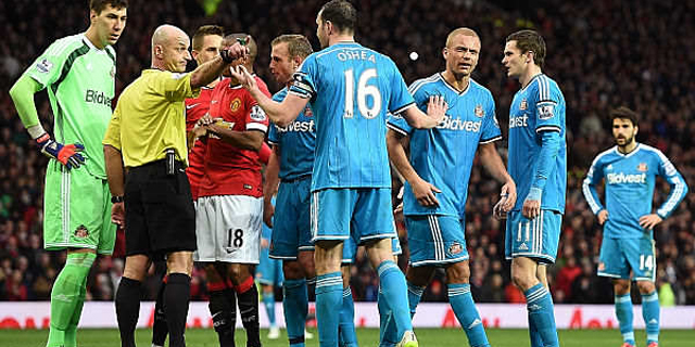 Wasit Salah Beri Kartu Merah Dalam Laga MU-Sunderland