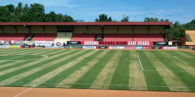“Misteri Tribun Liverpool” di Stadion Mandala, Jayapura