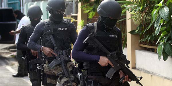 Densus 88 Tembak Mati Terduga Teroris Di Kediri