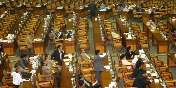 Lagi, 248 Anggota Dewan Bolos dari Sidang Paripurna
