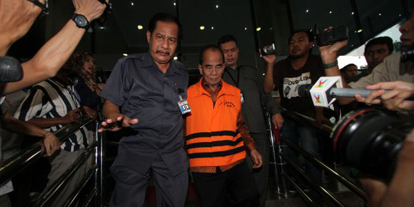 Lagi, Gubernur Riau Jadi Tersangka Kasus Lain