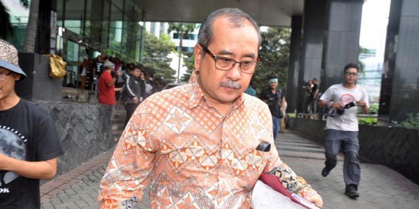 Kasus Korupsi Waryono Karno, KPK Periksa Pejabat Kementerian ESDM