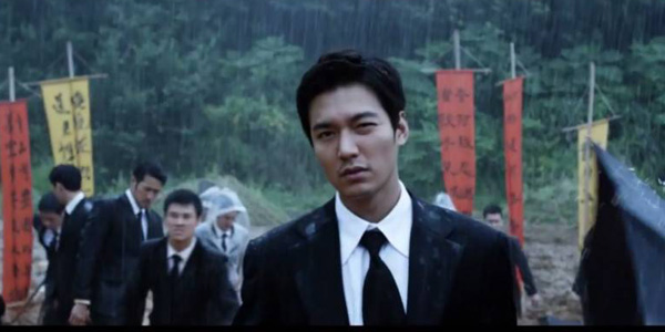 Lee Min Ho Dilarikan Ke UGD Gara-Gara Syuting GANGNAM 1970