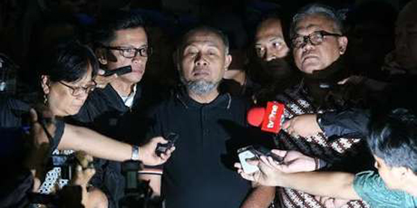 Usai Diperiksa, BW Tolak Tanda Tangani Surat Penahanan