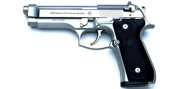 Gusur Rumah Warga Pluit, Petugas Temukan Pistol Baretta
