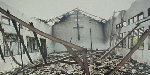 Protes Charlie Hebdo, Massa Di Nigeria Bakar Tujuh Gereja