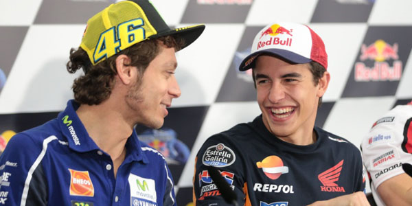 Marquez Undang Rossi Berlatih Di Dirt Track Miliknya