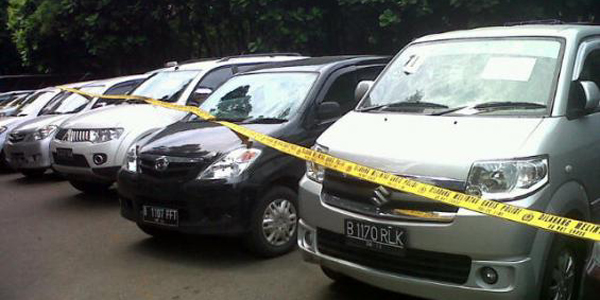 Bersama Istri, Guru Gelapkan 5 Mobil dan 7 Motor Rental