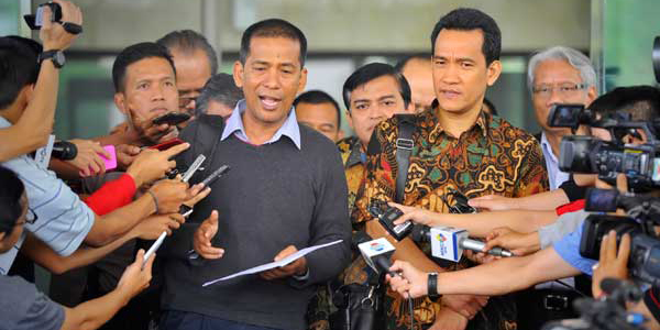 Dua Nama Calon Hakim MK Diserahkan Pansel Ke Presiden