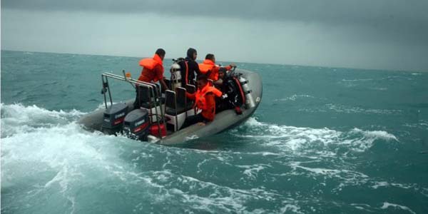 Basarnas Batasi Waktu Pencarian Korban AirAsia