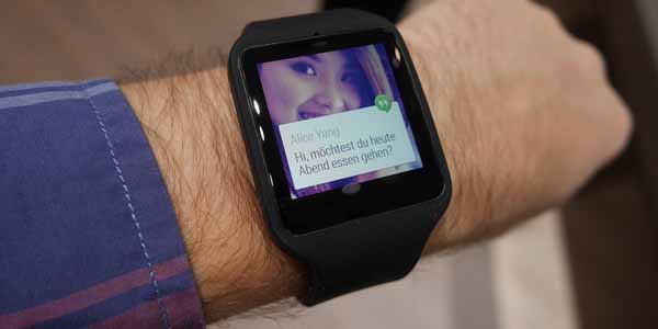 Sony Kenalkan Headset Kedap Air, SmartWatch 3