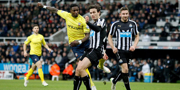 Tundukkan Newcastle, Southampton Turunkan Peringkat United