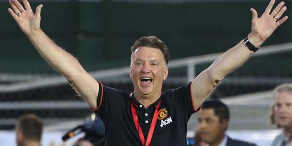 Perubahan Taktik Van Gaal Kunci Kemenangan United