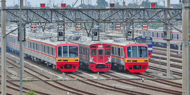 Kereta Jakarta-Semarang Anjlok, KRL Hanya Sampai Stasiun Manggarai