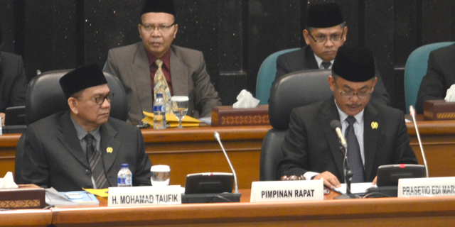 Banggar DPRD DKI Akhirnya Sepakat Gunakan APBD 2014