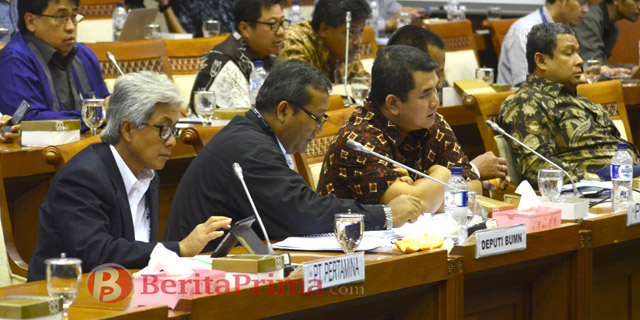 FOTO: Pertamina Jelaskan Kerugian Kepada Komisi VI DPR RI