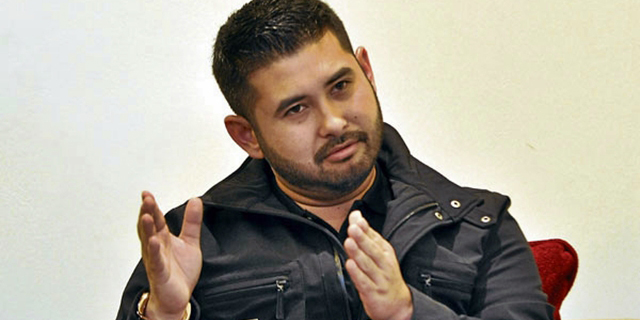 Putra Mahkota Terlibat Debat Sengit Dengan Seorang Menteri Malaysia di Facebook